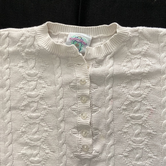 Vintage White Cable Knit Cropped Button-Down Sweater - Picture 6 of 15